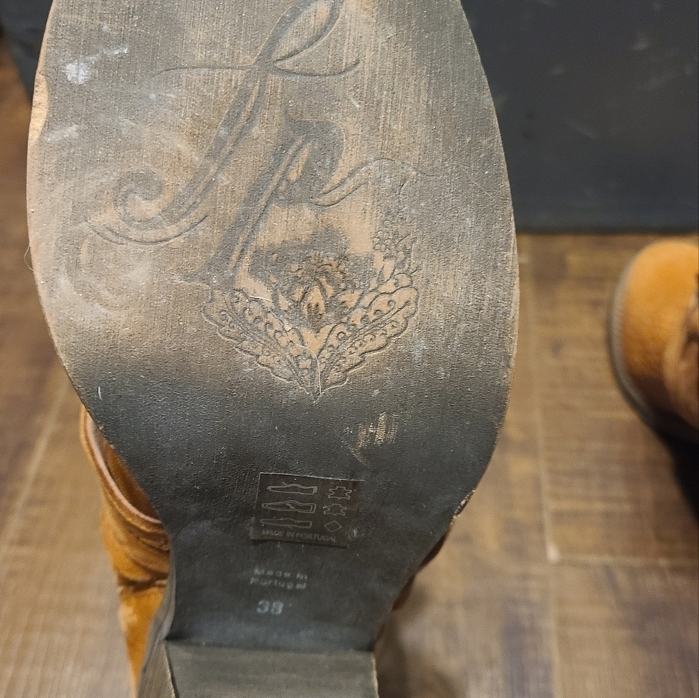 Free People Carrera Heeled Boot - Picture 7 of 9